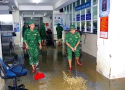 Huế: 13 người chết và mất tích trong mưa lũ, hơn 11.570 nhà vẫn còn ngập