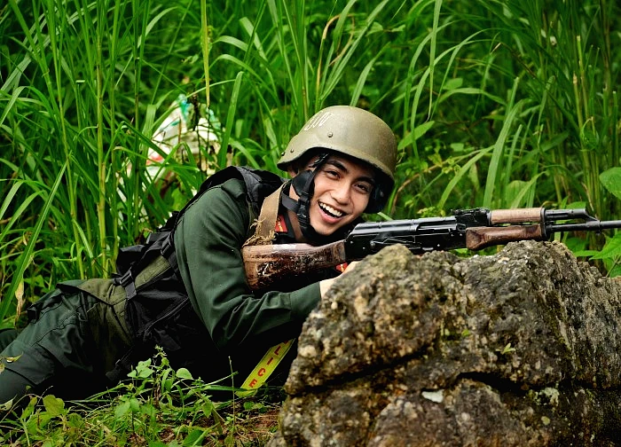 MONO được khen vì hành động dũng cảm, cứu nguy Song Luân trong show thực tế