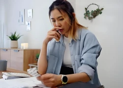 Sau 5 năm còng lưng trả nợ mua nhà, chồng cũ bảo: "Nhà anh giữ, em cầm 1 tỷ là đủ rồi!" nhưng anh làm gì có tiền đưa tôi