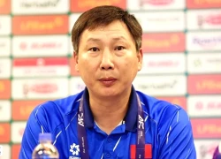 HLV Kim Sang-sik mất ngủ vì danh sách U22 Việt Nam