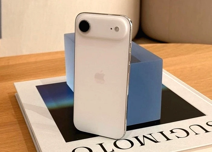 iPhone Air thất bại khiến nhiều nhà sản xuất từ bỏ điện thoại siêu mỏng