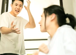 Nỗi đau bị bạo hành trong vỏ bọc kiên cường của những người phụ nữ thành đạt