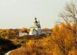 Theo chân khách Việt săn khoảnh khắc thu vàng nước Nga