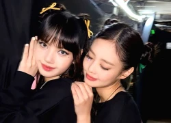 Jennie thẳng tay xoá sổ video đầu tiên cùng Lisa trên TikTok 20.6 triệu followers?
