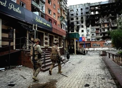 Nga công phá khốc liệt pháo đài Pokrovsk, kêu gọi binh sĩ Ukraine đầu hàng