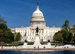 Nghị sĩ Mỹ: Washington đang thụt lùi trong cuộc đua khoa học công nghệ với Trung Quốc