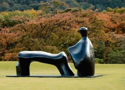 Thăm bảo tàng nghệ thuật ngoài trời đầu tiên ở Nhật Bản