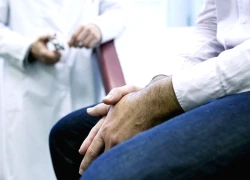 Gia tăng ca sùi mào gà ở tuổi vị thành niên, bác sĩ cảnh báo hậu quả khó lường