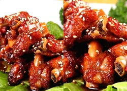 Làm sườn xào chua ngọt kiểu này nhớ nấu nhiều cơm, kẻo cả nhà ăn xong lại phải thòm thèm vì thiếu