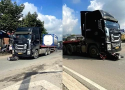 Ông bà chở cháu ngoại trên xe máy va chạm ô tô ở TPHCM, cả 3 tử vong