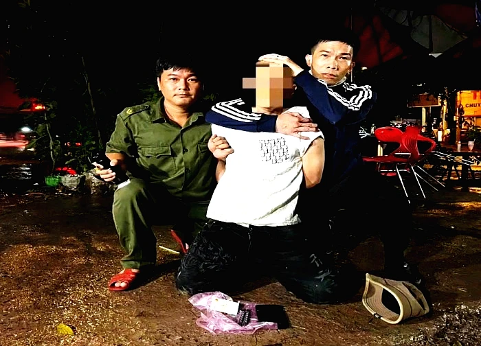 Bắt giữ nghi phạm đâm chết người đàn ông vì ghen tuông chỉ sau 3 giờ gây án