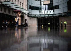 BBC đối mặt thử thách lớn nhất trong nhiều thập kỷ sau bê bối chỉnh sửa phát biểu của ông Trump