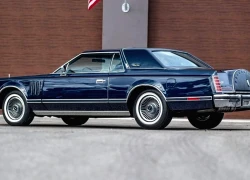 Lincoln Mark V 1979: 'Xe mới' 40 năm tuổi với odo chỉ 156 km