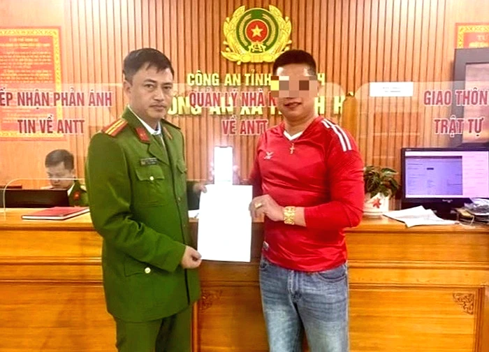 Người đàn ông chuyển khoản nhầm số tiền 499.999.999 đồng