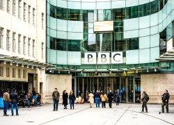 Tổng thống Mỹ dọa kiện đài BBC, yêu cầu bồi thường 1 tỷ USD