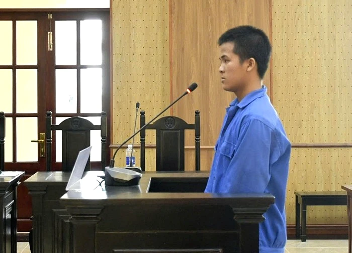 Bị tiết lộ chuyện thầm kín, nam thanh niên 19 tuổi đánh bạn thuyền tử vong