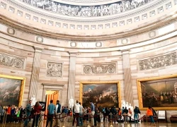 Các cơ quan liên bang ở Washington vận hành trở lại sau kỳ đóng cửa