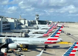 Các sân bay Mỹ sẽ mất hàng tháng để phục hồi sau khi chính phủ mở cửa trở lại