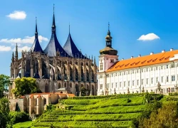 Hành trình đi qua xứ sở cổ tích giữa lòng châu Âu