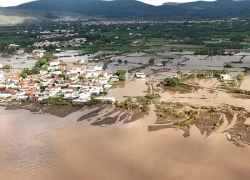 Mưa lớn và mưa đá gây ngập lụt, thiệt hại mùa màng nghiêm trọng tại Hy Lạp