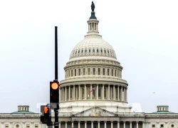 Mỹ thưởng 10.000 USD cho nhân viên duy trì hiệu suất trong thời gian chính phủ đóng cửa