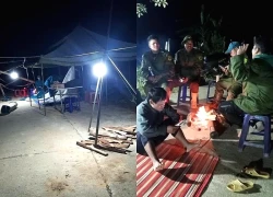 Sạt lở kinh hoàng ở Đà Nẵng: "Về đi em, con khát sữa đòi mẹ"!