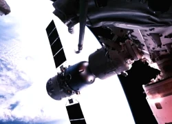 Phi hành đoàn Thần Châu 20 trở về Trái Đất an toàn sau sự cố hỏng tàu