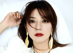 Triệu Vy hoạt động trở lại trên mạng xã hội sau "phong sát"