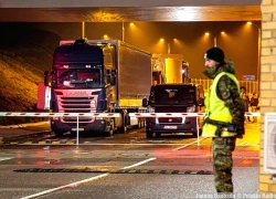 Ba Lan mở cửa lại 2 cửa khẩu với Belarus