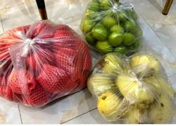 Bức xúc vì hàng xóm nhờ đón con cả tháng, đi chợ hộ không trả tiền còn chê