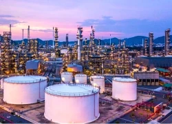 Dư cung dầu tăng, OPEC+ đứng trước ngã ba đường