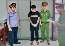 Giải quyết mâu thuẫn, nam thanh niên dùng kiếm chém đối thủ