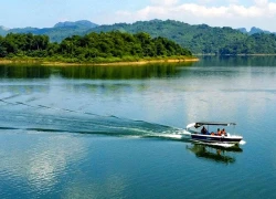 Ngỡ ngàng cảnh sắc đẹp như tranh thủy mặc ở Bến En