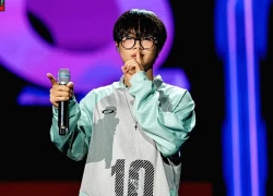 Rapper Low G không chụp ảnh với sinh viên Hà Nội