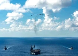 Tàu sân bay Mỹ tiến vào Caribe, khởi động chiến dịch "Mũi giáo phương Nam"