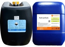 100 can axit sunfuric bị cuốn trôi trong lũ, công an phát cảnh báo nguy hiểm