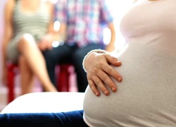 Đề xuất thỏa thuận mang thai hộ không phải công chứng, chứng thực bắt buộc