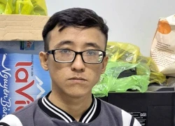 Mâu thuẫn trong việc dắt xe, bảo vệ đâm đồng nghiệp tử vong