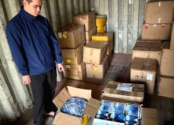 Số người Mỹ nhận trợ cấp thất nghiệp tăng vọt