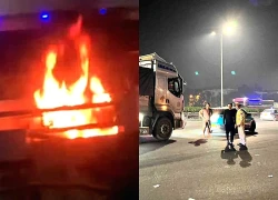 Hà Nội: Ô tô tông trực diện xe máy rồi bốc cháy dữ dội, 2 người tử vong tại chỗ