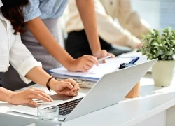 Sếp chuyển tôi sang vị trí thấp hơn, 3 tháng sau có danh sách giảm lương nhưng con số tôi nhận được ảo không tưởng