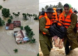 Xúc động cảnh giải cứu người già, trẻ sơ sinh khỏi vùng lũ dữ