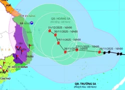 Bão số 15 Koto gặp không khí lạnh, điều gì sẽ xảy ra?