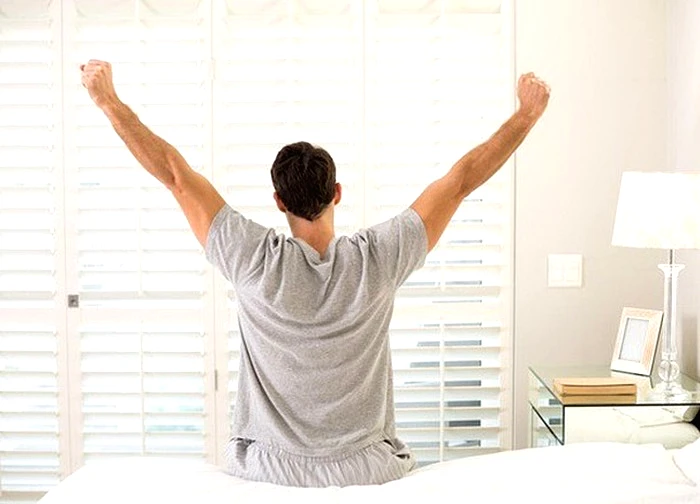 Đàn ông sau 55 tuổi có 3 dấu hiệu này lúc thức dậy là đại phúc: Ai có đủ xin chúc mừng