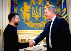 NBC News: Bộ trưởng Lục quân Mỹ cảnh báo quân đội Ukraine về 'nguy cơ thất bại cận kề'