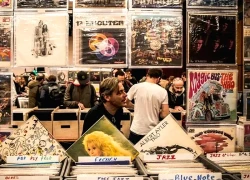 Những khu chợ Giáng sinh tuyệt vời nhất ở Paris năm 2025