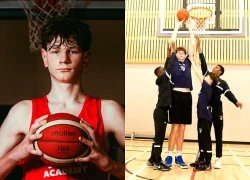 Tài năng bóng rổ 14 tuổi đã cao 2m29, chỉ ước lùn đi để &#8220;mọi người không nhìn tớ như &#8220;quái vật&#8221; nữa&#8221;