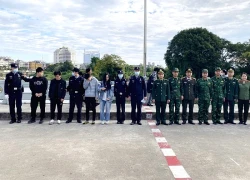 Trao trả 9 công dân Trung Quốc nhập cảnh trái phép tại Móng Cái