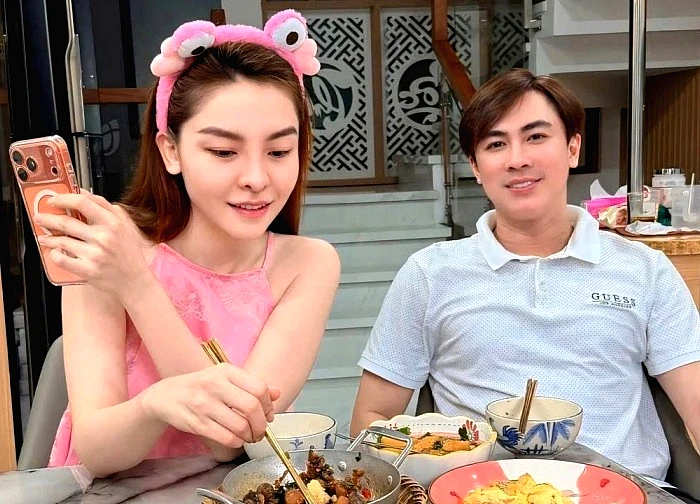 Hồ Việt Trung làm rõ tin đồn tình cảm với Saka Trương Tuyền