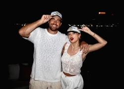 Taylor Swift chuẩn bị tiệc độc thân xa hoa cùng nhóm bạn thân